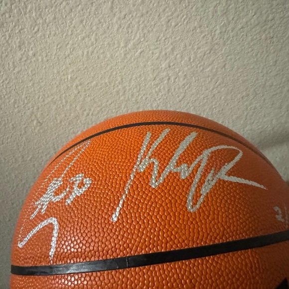 Golden State Stephen Curry & Klay Thompson Signed Basketball 2/30 made case/coa - Picture 15 of 16